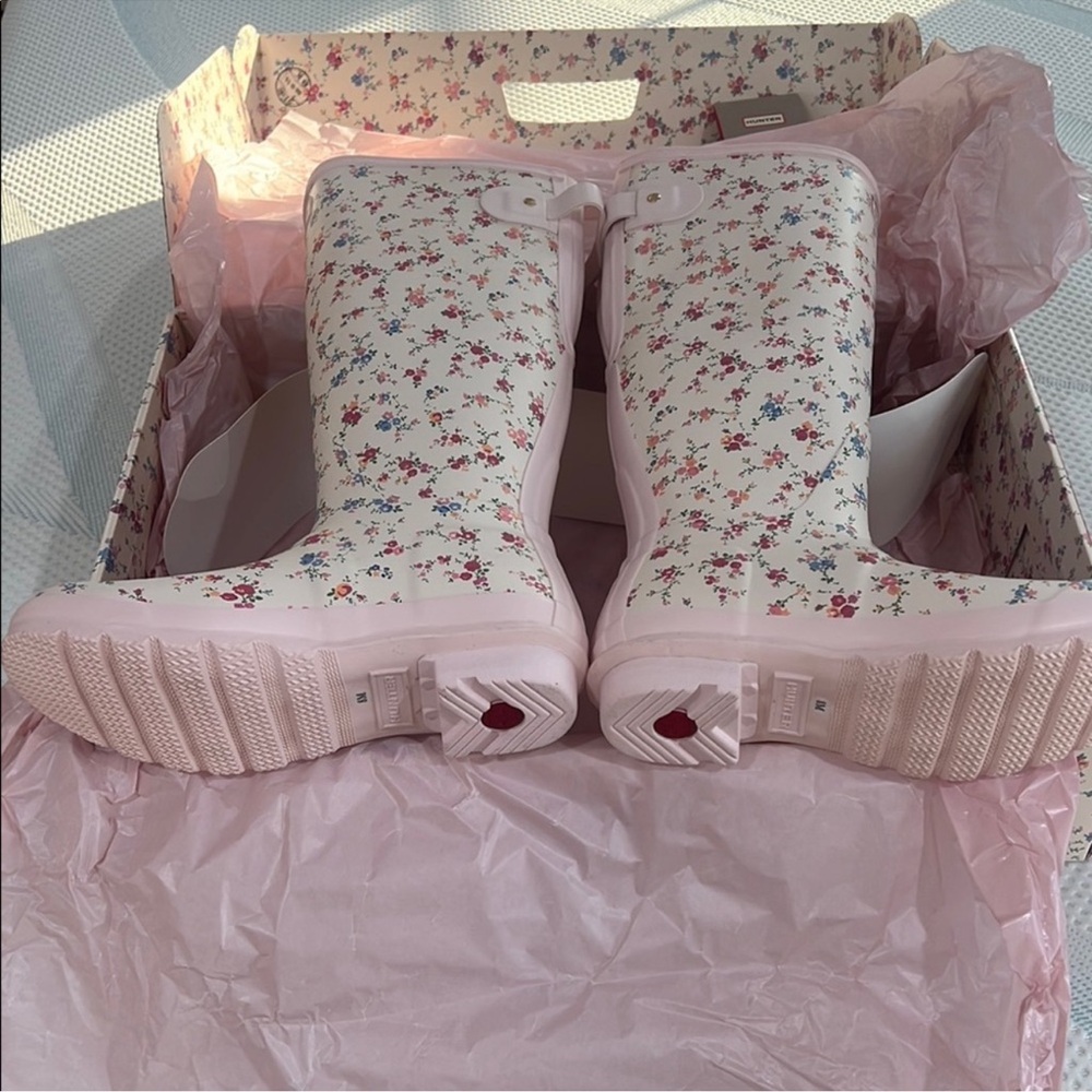 ✨🎀Loveshackfacy X Hunter boots Floral Pink white Rain Boots - Picture 6 of 10